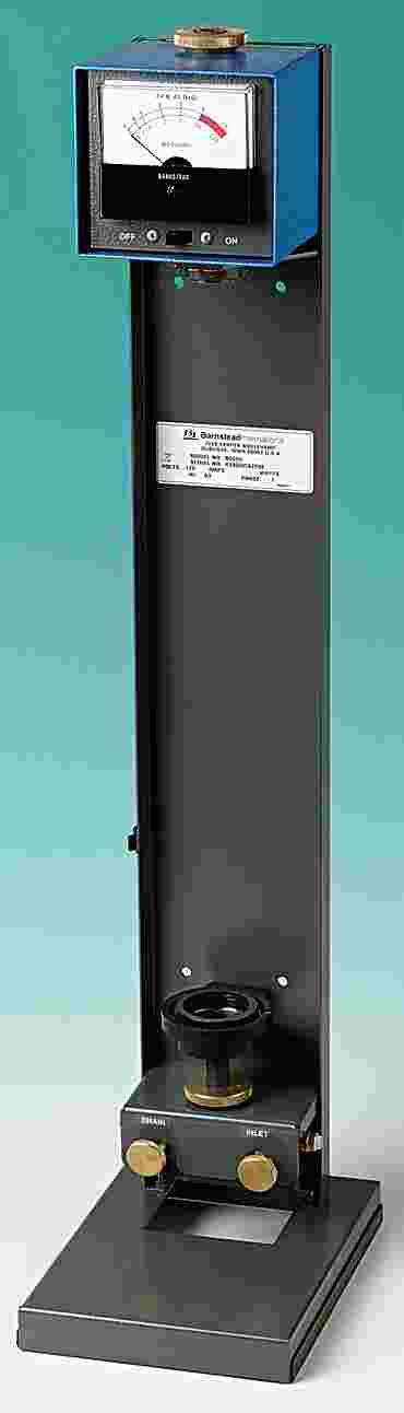 Barnstead Bantam Demineralizer