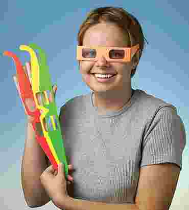 Diffraction Grating Rainbow Glasses