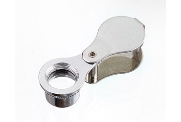 Nickel-Plated Pocket Folding Magnifying Glass