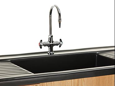 Clean Up Sink for Science Lab and Classroom