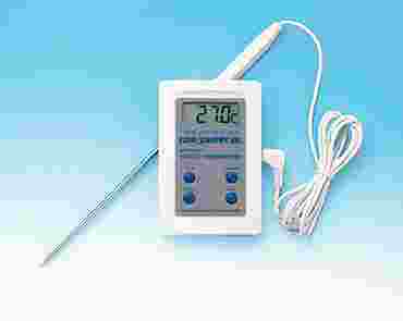 Flinn Digital Thermometer with Extension Probe