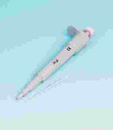 Fixed-Volume Micropipet 25 microliters