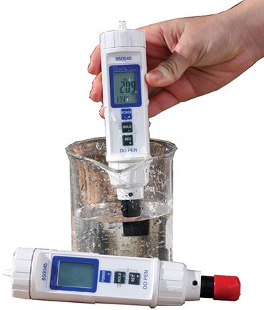 Dissolved Oxygen Meter for Field Studies in Environmental Science