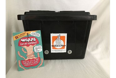 Worm Composting Kit for Biology and Life Science